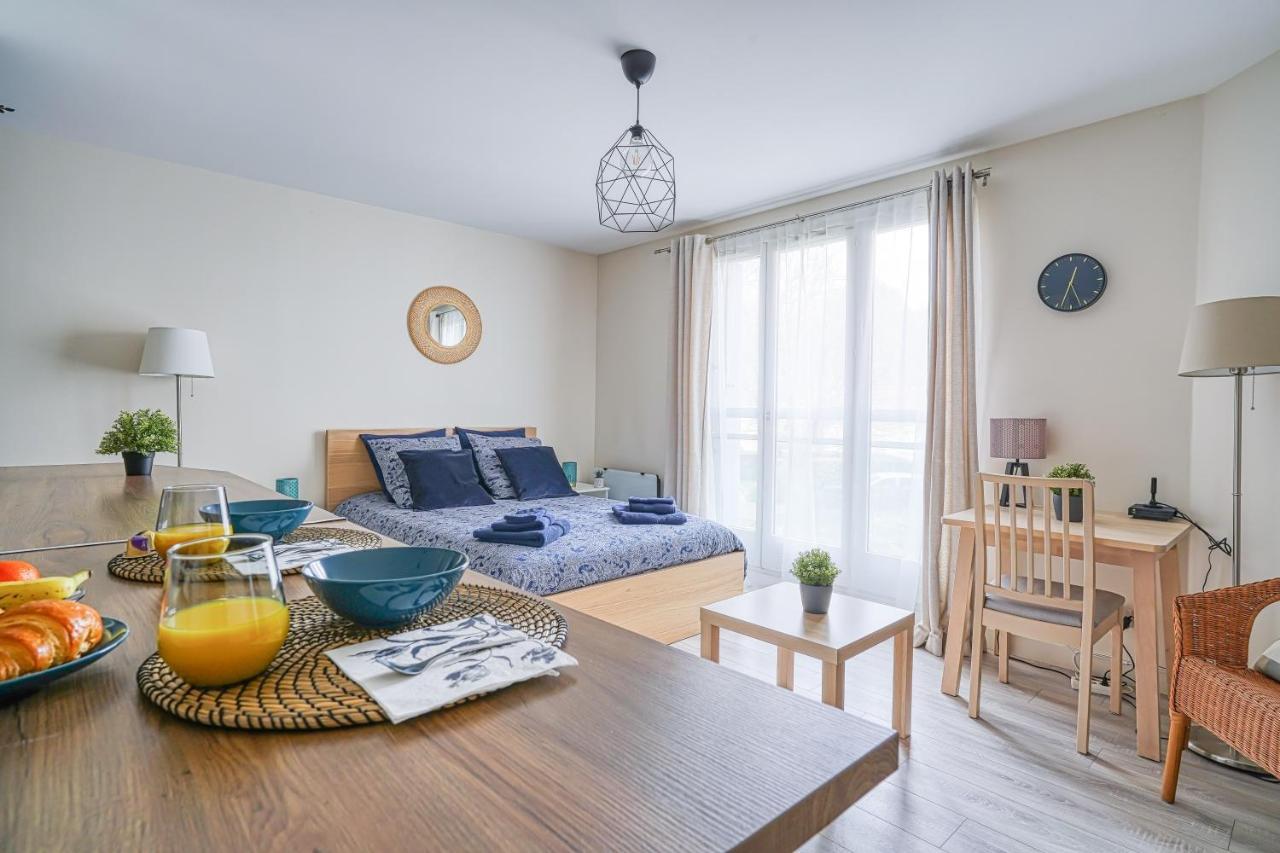 Logement Noah Courcouronnes Экстерьер фото